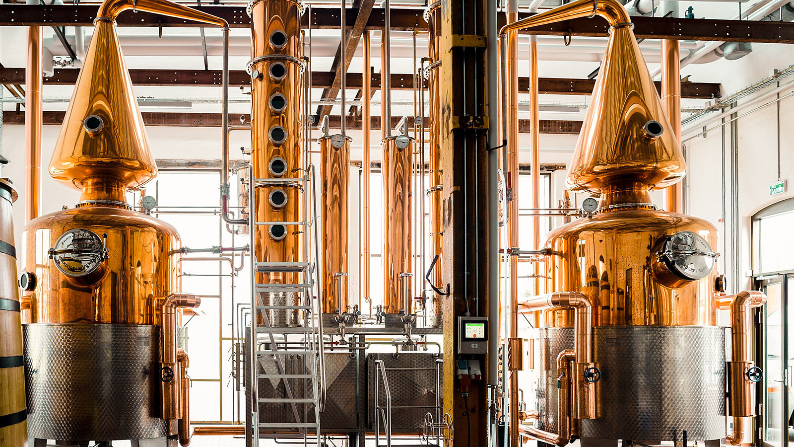 Destillationsapparat på Nyborg Destilleri