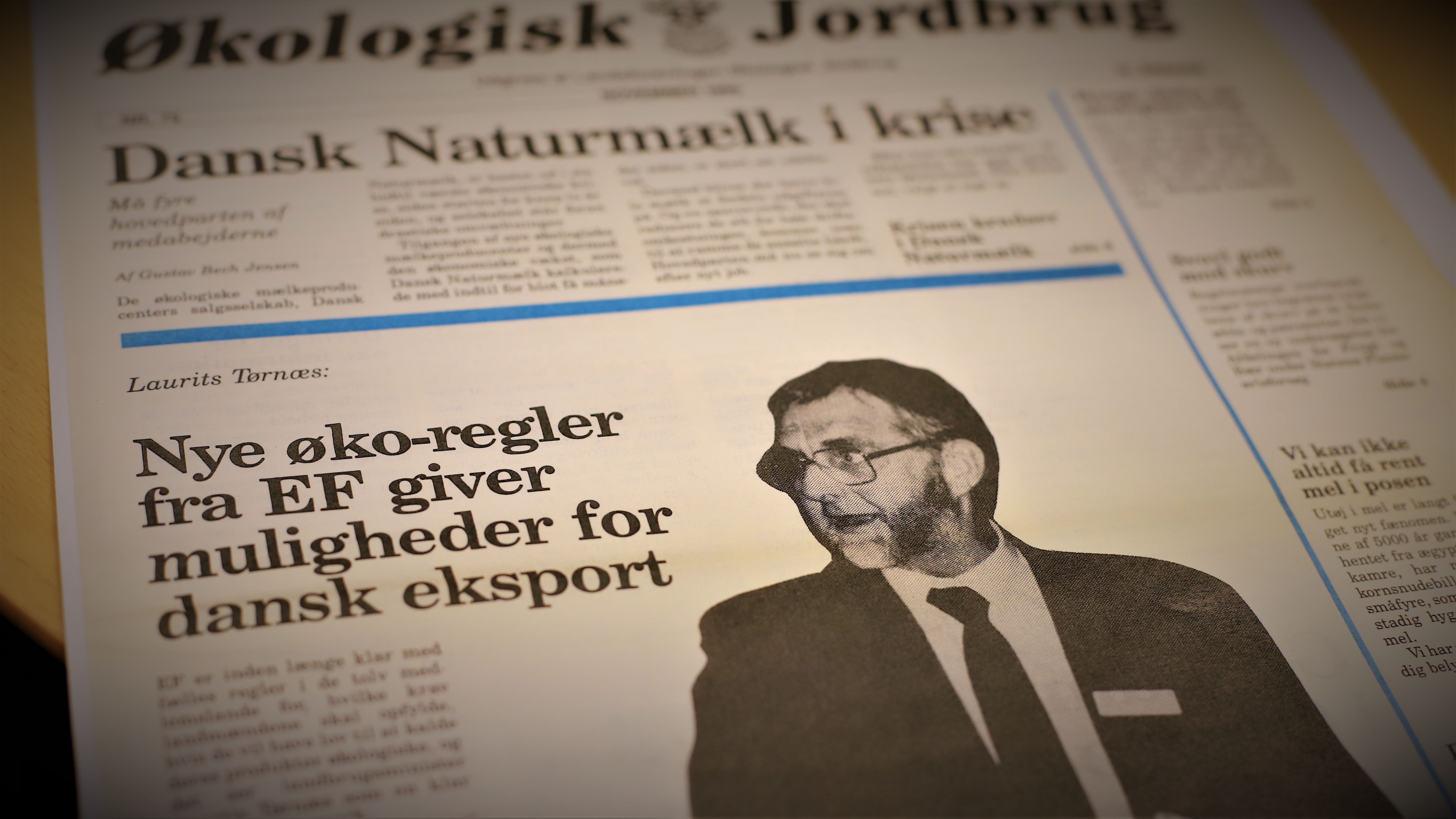 Et udklip af forsiden på Økologisk Jordbrug viser daværende landbrugsminister Laurits Tørnæs